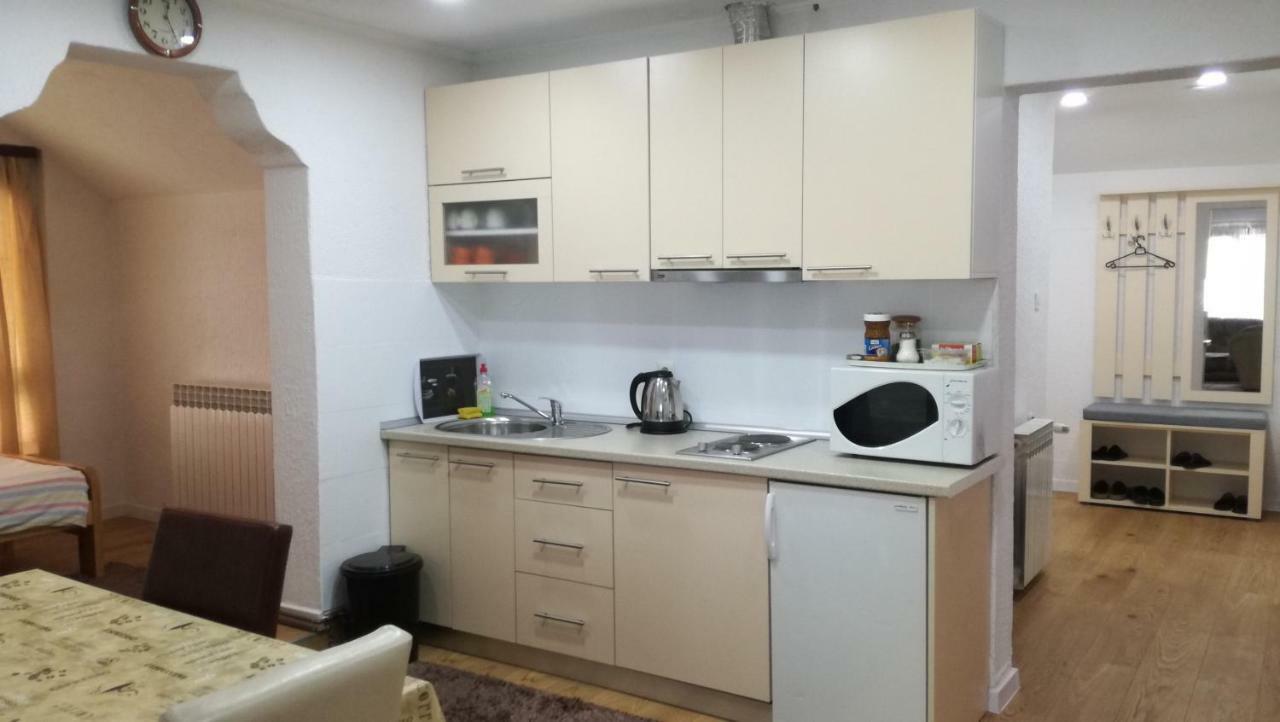 Apartments Dedic Dubrave Gornje ภายนอก รูปภาพ